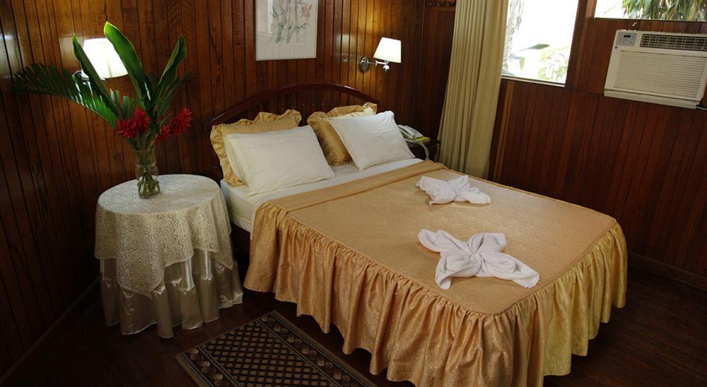 פוארטו מלדונדו Hotel Cabana Quinta מראה חיצוני תמונה
